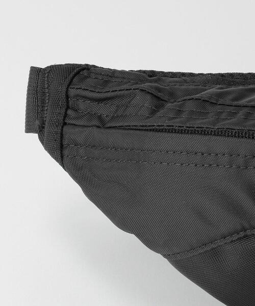 THE NORTH FACE(ザノースフェイス)の「<THE NORTH FACE>グラニュール ウエストバッグ(ボディバッグ/ウエストポーチ・メンズ・ブラック/ベージュ/オフホワイト・FREE)」の4枚目の写真