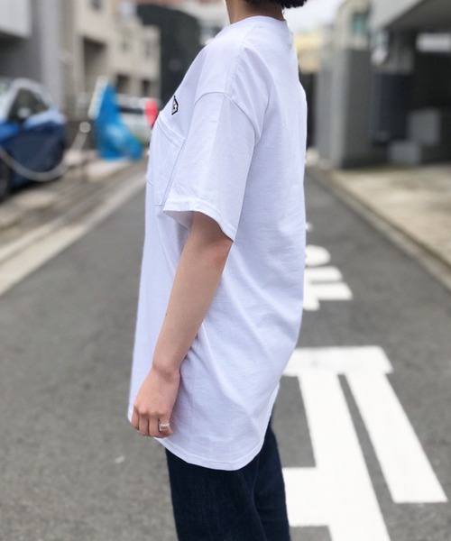 PONY(ポニー)の「【PONY】ポニー シェブロンワッペンロゴTシャツ P19TE13(Tシャツ/カットソー・レディース・ホワイト/チャコールグレー/ブラック・MEDIUM/LARGE)」の12枚目の写真