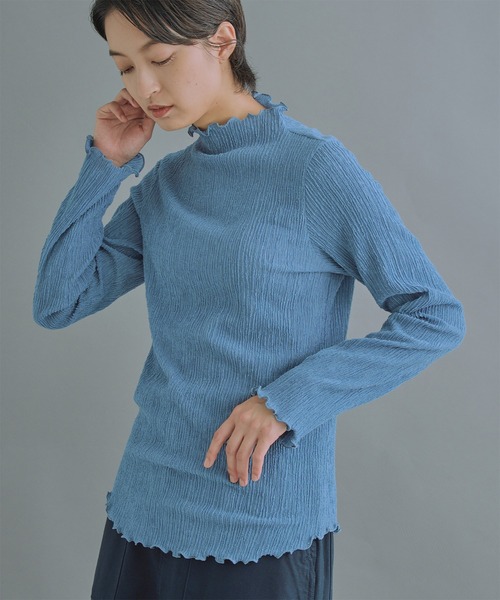 WHYTO.(ホワイト)の「「WHYTO. / ホワイト」Shirring mock neck tops(シャツ/ブラウス・レディース・ブラック/オフホワイト/ブルーグレー・38/36)」の1枚目の写真