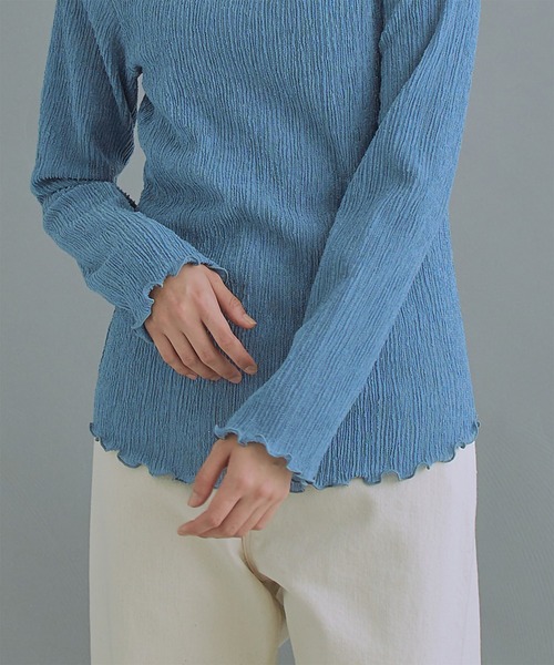 WHYTO.(ホワイト)の「「WHYTO. / ホワイト」Shirring mock neck tops(シャツ/ブラウス・レディース・ブラック/オフホワイト/ブルーグレー・38/36)」の9枚目の写真