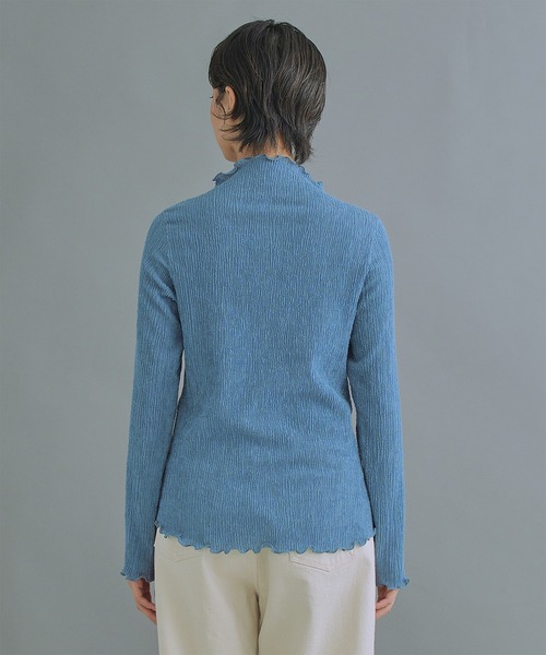 WHYTO.(ホワイト)の「「WHYTO. / ホワイト」Shirring mock neck tops(シャツ/ブラウス・レディース・ブラック/オフホワイト/ブルーグレー・38/36)」の18枚目の写真