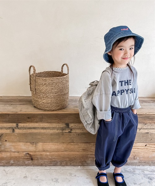 aimoha（アイモハ）の「aimoha-KIDS- 子供服飾りステッチテーパードパンツ（チノパンツ・キッズ・ベージュ/ブルー・90/100/110/120/80/130）」の3枚目の写真