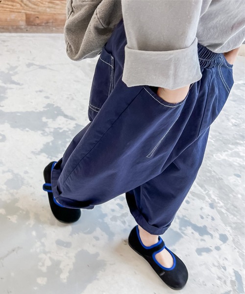 aimoha（アイモハ）の「aimoha-KIDS- 子供服飾りステッチテーパードパンツ（チノパンツ・キッズ・ベージュ/ブルー・90/100/110/120/80/130）」の13枚目の写真