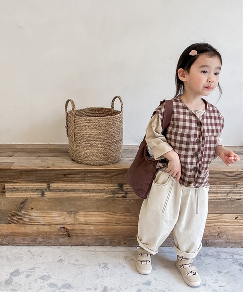 aimoha（アイモハ）の「aimoha-KIDS- 子供服飾りステッチテーパードパンツ（チノパンツ・キッズ・ベージュ/ブルー・90/100/110/120/80/130）」の20枚目の写真