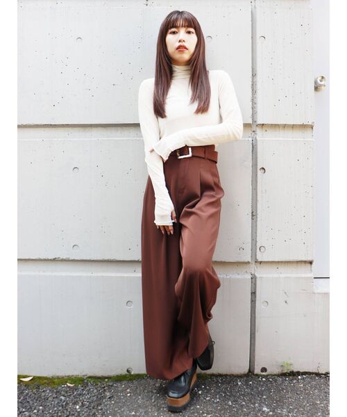 MURUA(ムルーア)の「シアーハイネックトップス(Tシャツ/カットソー・レディース・ブラック/パープル/オレンジ/ブルー/グリーン/アイボリー・FREE)」の12枚目の写真