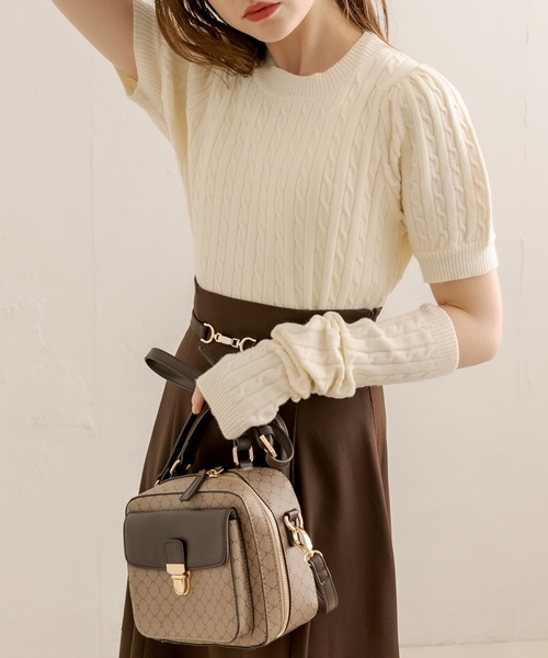 OLIVE des OLIVE（オリーブデオリーブ）の「ポケット付きスクエアーショルダー（ショルダーバッグ・レディース・ブラック/ベージュ/キャメル・FREE）」の20枚目の写真