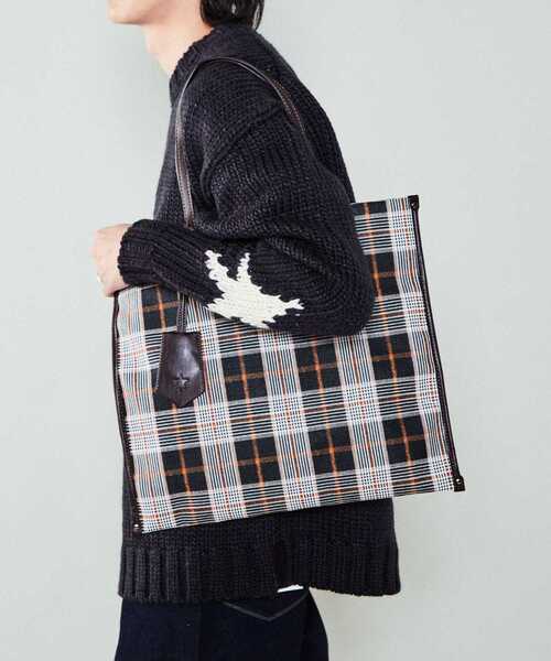 CONVERSE TOKYO（コンバーストウキョウ）の「チェック柄 トートバッグ（トートバッグ・レディース・グレー/キャメル/ピンク・FREE）」の4枚目の写真