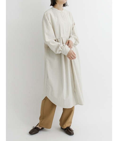 Samansa Mos2 blue（サマンサモスモスブルー）の「レイヤード風シャツワンピース（ワンピース・レディース・カーキ/チャコール/キナリ・ﾌﾘ-）」の2枚目の写真