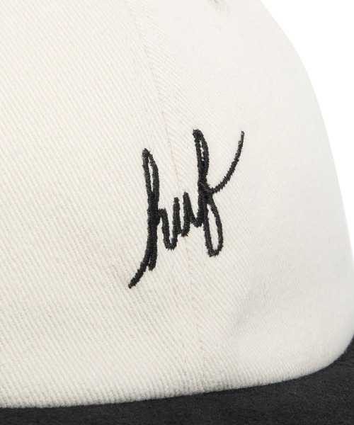 HUF（ハフ）の「FORMLESS SCRIPT 6 PANEL / HUF キャップ 帽子