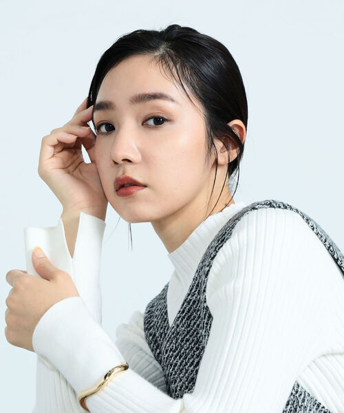 fredy emue(フレディエミュ)の「【新色追加!】ワイドリブハイネックプルオーバーニット(ニット/セーター・レディース・ライトグレー/ブラック/パープル/オフホワイト/オレンジ・38)」の7枚目の写真