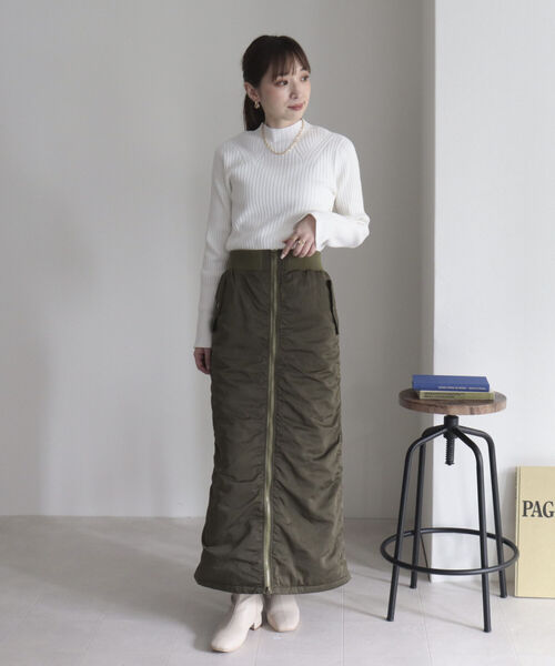 fredy emue(フレディエミュ)の「【新色追加!】ワイドリブハイネックプルオーバーニット(ニット/セーター・レディース・ライトグレー/ブラック/パープル/オフホワイト/オレンジ・38)」の16枚目の写真