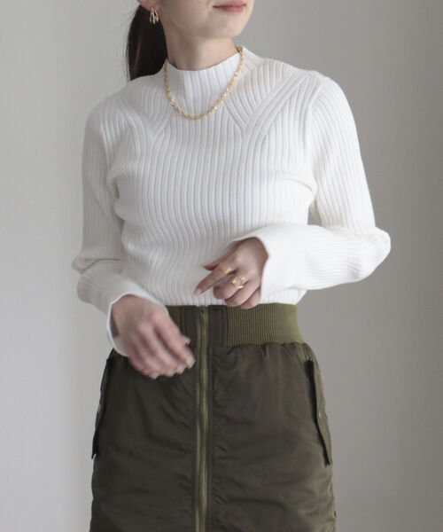 fredy emue(フレディエミュ)の「【新色追加!】ワイドリブハイネックプルオーバーニット(ニット/セーター・レディース・ライトグレー/ブラック/パープル/オフホワイト/オレンジ・38)」の19枚目の写真