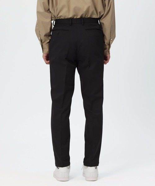 【セール】SOLOTEX HEAT ENERGY/BLACKノータックスリムテーパードパンツ(その他パンツ)|KASHIYAMA(カシヤマ) 【セール】SOLOTEX HEAT ENERGY/BLACKノータックスリムテーパードパンツ(その他パンツ)|KASHIYAMA(カシヤマ)