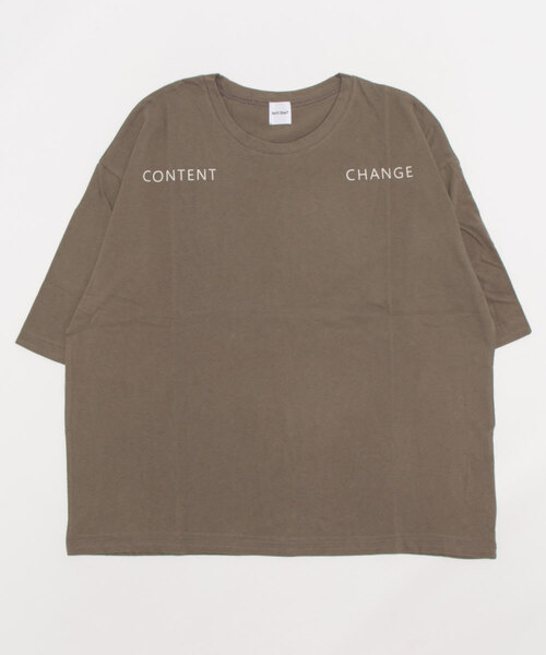 Isn't She?(イズントシー)の「ロゴポイントTシャツ(Tシャツ/カットソー・レディース・チャコール/ブラウン・FREE)」の2枚目の写真