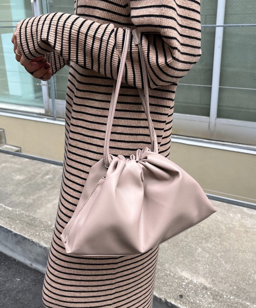 CAPRICIEUX LE'MAGE（カプリシューレマージュ）の「ドロストバッグ（ハンドバッグ・レディース・ベージュ/シルバー・FREE）」の7枚目の写真