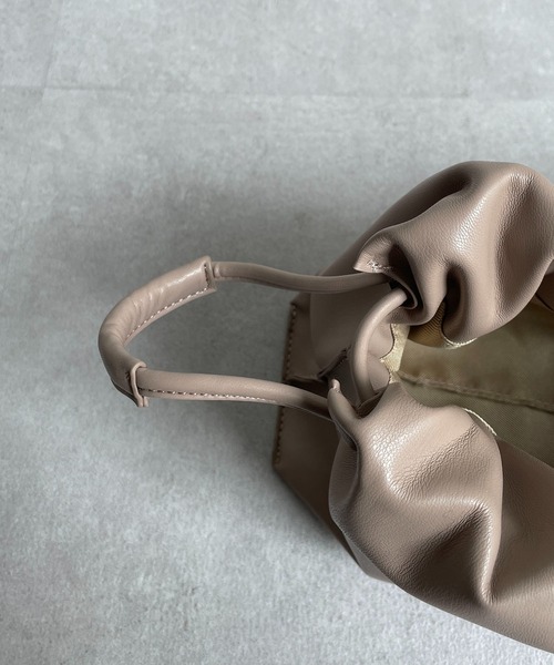 CAPRICIEUX LE'MAGE（カプリシューレマージュ）の「ドロストバッグ（ハンドバッグ・レディース・ベージュ/シルバー・FREE）」の14枚目の写真