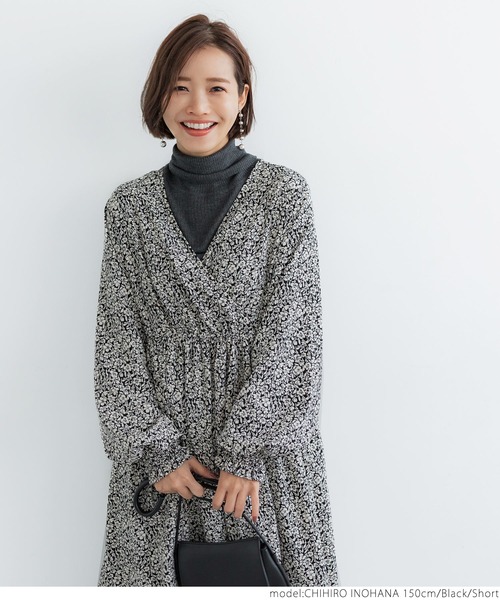 coca（coca）（コカ）の「花柄カシュクールワンピース（ワンピース・レディース・ブラック・SHORT/LONG）」の3枚目の写真