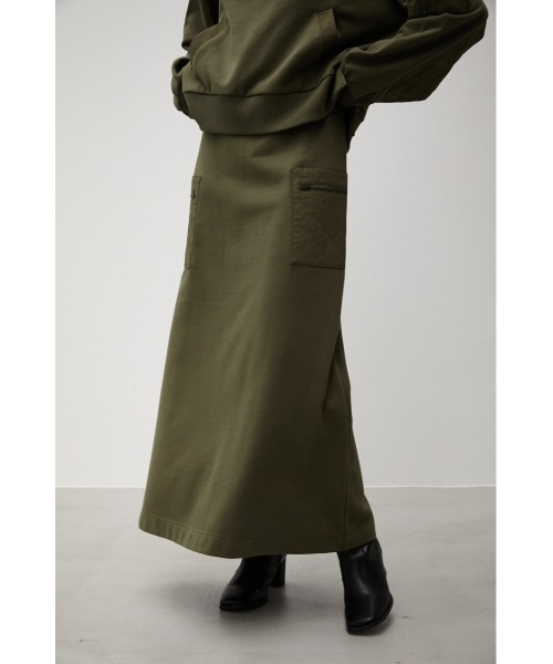 AZUL by moussy(アズールバイマウジー)の「QUILTED DETAIL LONG SKIRT/キルティングディテールロングスカート(スカート・レディース・ブラック/カーキ/アイボリー・MEDIUM/SMALL)」の22枚目の写真