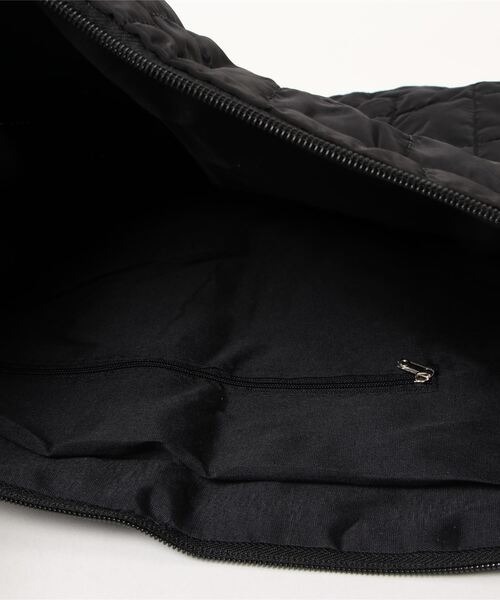 wears（ウェアーズ）の「大容量キルティングショルダーバッグ（ショルダーバッグ・レディース・アイボリー/ブラック・FREE）」の21枚目の写真