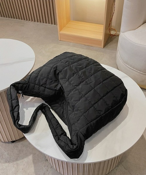 wears（ウェアーズ）の「大容量キルティングショルダーバッグ（ショルダーバッグ・レディース・アイボリー/ブラック・FREE）」の19枚目の写真