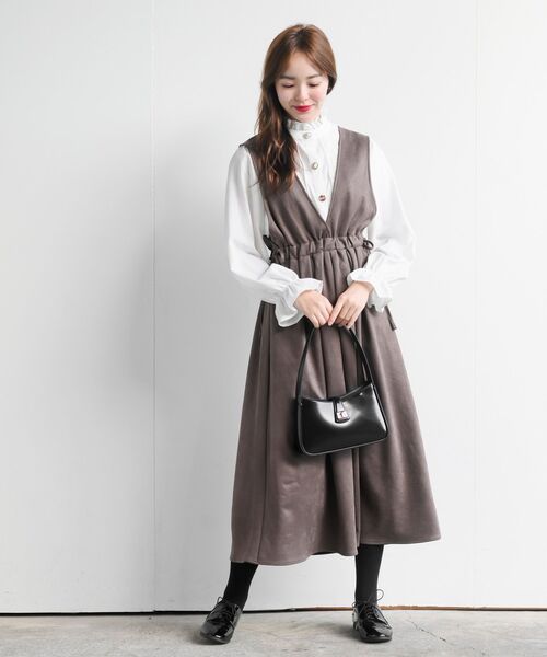 rps（アールピーエス）の「サイドリボンカシュクールジャンパースカート（ジャンパースカート・レディース・ブラック/グレー/ブラウン/ボルドー/モカ・フリー）」の10枚目の写真