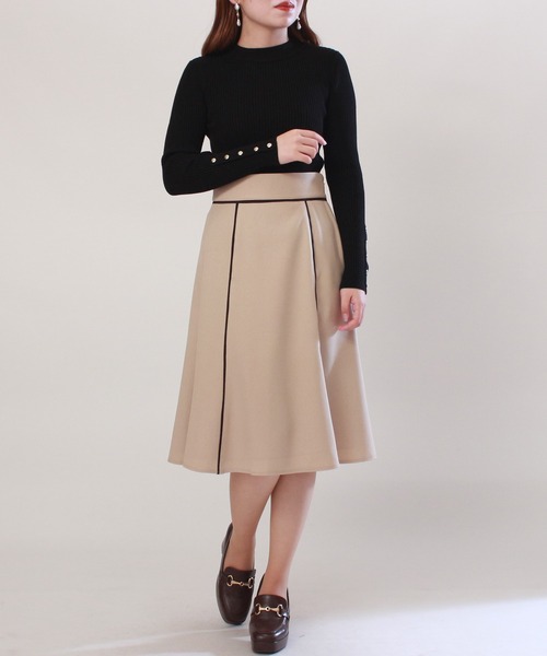 ASTORIA ODIER（アストリアオディール）の「配色パイピングフレアスカート（スカート・レディース・ネイビー/ピンク/ベージュ・SMALL/X-SMALL/MEDIUM/LARGE）」の10枚目の写真