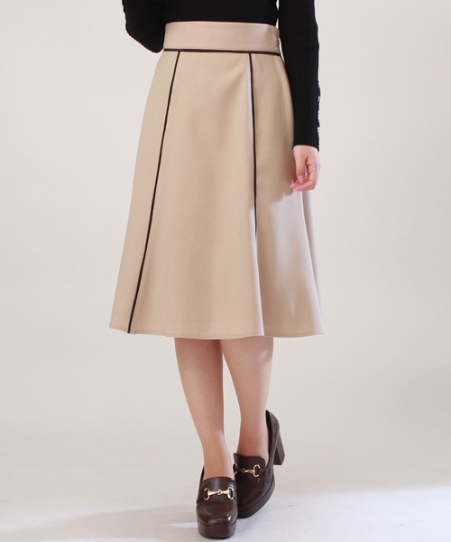 ASTORIA ODIER（アストリアオディール）の「配色パイピングフレアスカート（スカート・レディース・ネイビー/ピンク/ベージュ・SMALL/X-SMALL/MEDIUM/LARGE）」の15枚目の写真