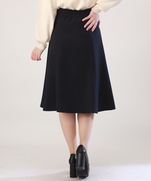 ASTORIA ODIER（アストリアオディール）の「配色パイピングフレアスカート（スカート・レディース・ネイビー/ピンク/ベージュ・SMALL/X-SMALL/MEDIUM/LARGE）」の7枚目の写真