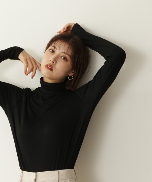 N.(N. Natural Beauty Basic)(エヌエヌナチュラルビューティーベーシック)の「【追加生産】◆ハイネックインナーカットソー(Tシャツ/カットソー・レディース・オフホワイト/ブラック/ライトグリーン/オレンジ・MEDIUM)」の3枚目の写真