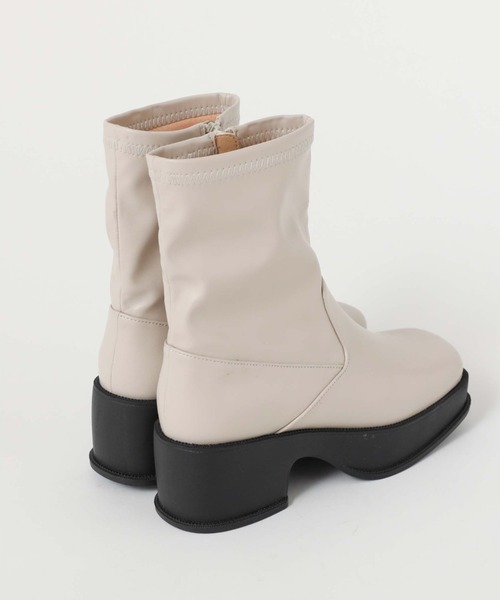 archives（アルシーヴ）の「厚底ストレッチブーツ（ブーツ・レディース・アイボリー/ブラック・MEDIUM/LARGE）」の12枚目の写真