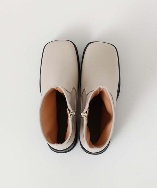 archives（アルシーヴ）の「厚底ストレッチブーツ（ブーツ・レディース・アイボリー/ブラック・MEDIUM/LARGE）」の11枚目の写真