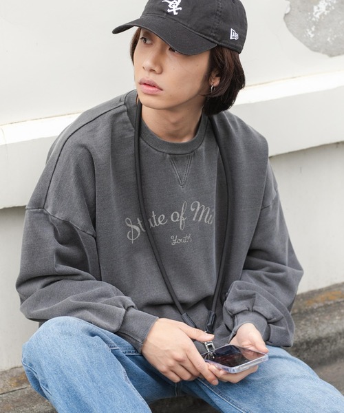 WEGO（ウィゴー）の「WEGO/ヘビーウエイト ピグメントプルオーバー（スウェット・メンズ・スミクロ/レッド/カーキ・MEDIUM/LARGE）」の2枚目の写真