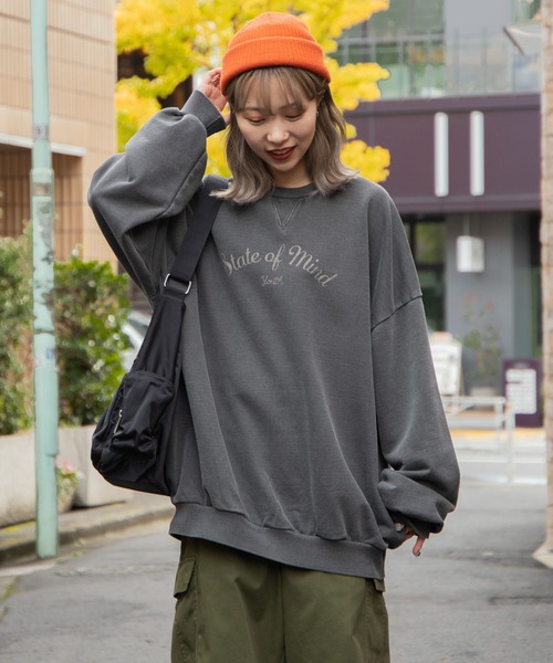 WEGO（ウィゴー）の「WEGO/ヘビーウエイト ピグメントプルオーバー（スウェット・メンズ・スミクロ/レッド/カーキ・MEDIUM/LARGE）」の16枚目の写真