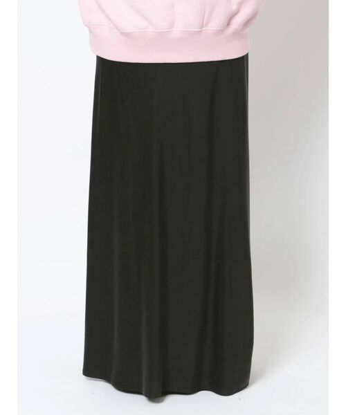 EMODA（エモダ）の「ナローマキシスカート（スカート・レディース・ブラック/グレー・FREE）」の17枚目の写真