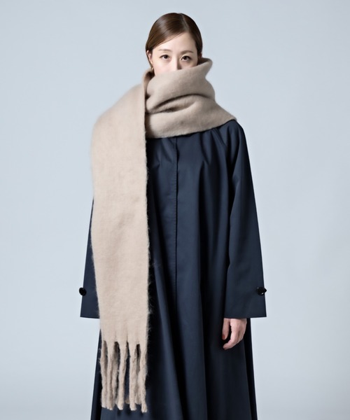 CALIFORNIA OUTFITTERS（カリフォルニア アウトフィッターズ）の「STD 【ボリュームフリンジマフラー】太フリンジ ボリューム ストールマフラー ふわふわ（マフラー・レディース・ブラウン/ベージュ系その他/ベージュ系その他2/オレンジ系その他2/ベージュ系/オレンジ系/ライトグレー/ブラック系/ブルー系/ダークグレー/ブルー系その他/グリーン系その他/オレンジ系その他/ブルー系その他2/ピンク系その他/ライトベージュ/アイボリー/ライトブルー/ブラック/コバルトブルー/ブラック系その他/オレンジ系その他3/ベージュ系その他3/パープル系その他/レッド系その他/ブラウン系その他/グリーン/ライム/コーラルピンク/グリーン系その他2/ダークブラウン・ONE SIZE）」の10枚目の写真