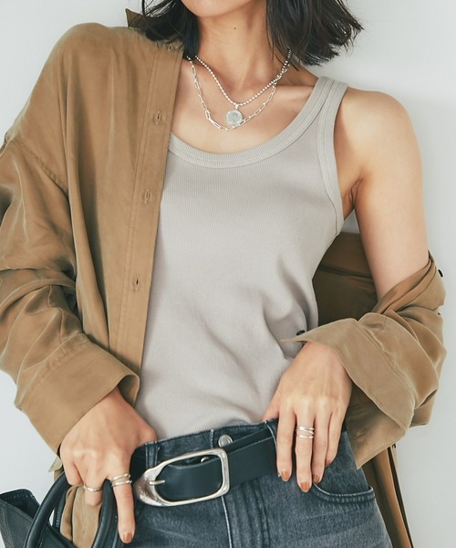 RIVE DROITE（リヴドロワ）の「テレコUネックタンク（タンクトップ・レディース・ブラック/オフホワイト/ベージュ/ブラウン・FREE）」の4枚目の写真