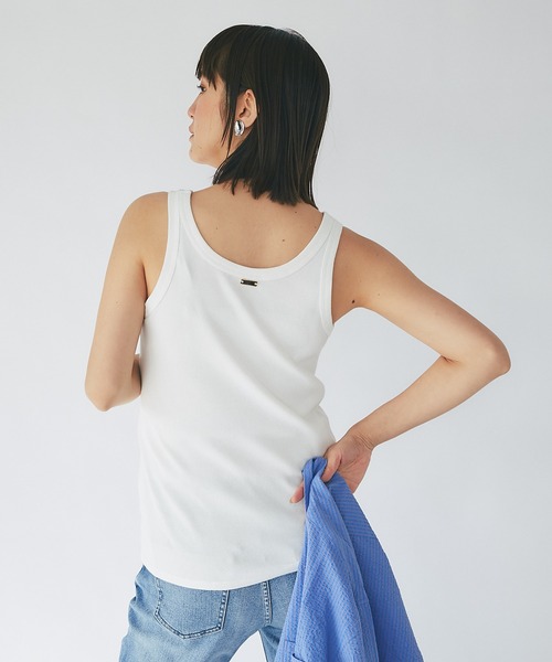 RIVE DROITE（リヴドロワ）の「テレコUネックタンク（タンクトップ・レディース・ブラック/オフホワイト/ベージュ/ブラウン・FREE）」の15枚目の写真