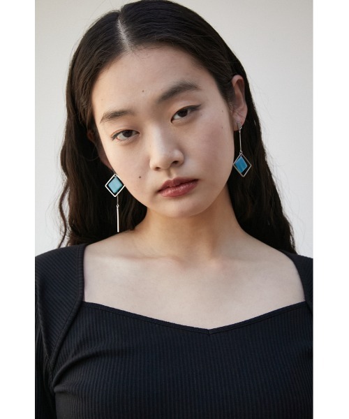 AZUL by moussy（アズールバイマウジー）の「ACRYLxMETAL ASYMMETRY EARRINGS/アクリル×メタルアシンメトリーピアス（ピアス（両耳用）・レディース・ブルー/ライトベージュ/ブラック/オレンジ系その他/アイボリー・FREE）」の12枚目の写真