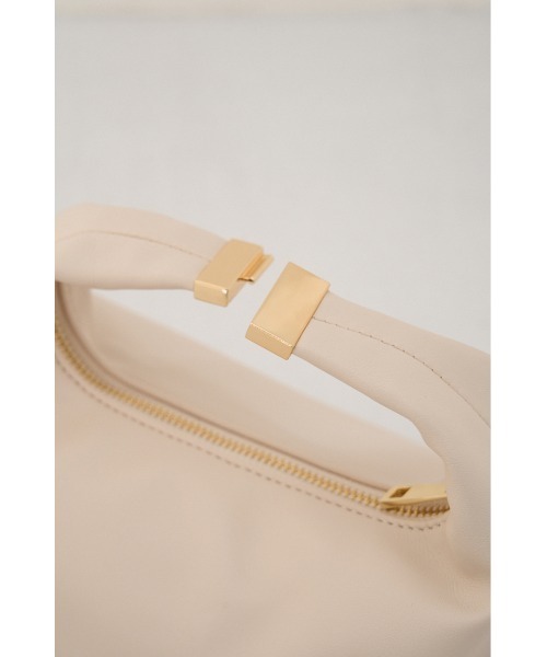 AZUL by moussy（アズールバイマウジー）の「JOINT HANDLE HANDBAG/ジョイントハンドルバッグ（ハンドバッグ・レディース・ブラック/グリーン/アイボリー・FREE）」の6枚目の写真
