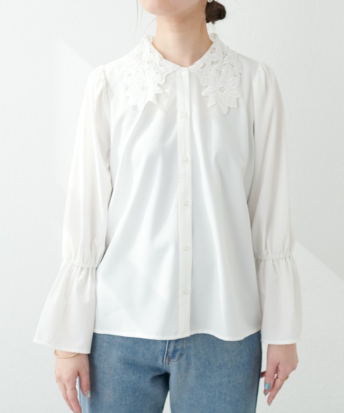 natural couture(ナチュラルクチュール)の「大人レース衿ブラウス(シャツ/ブラウス・レディース・オフホワイト/グレイッシュベージュ/ブルー・FREE)」の21枚目の写真