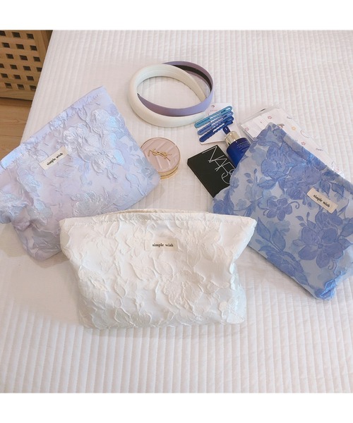 LAFFMO（ラフモ）の「花柄レース刺繍メイクポーチ（ポーチ