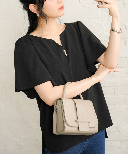 【接触冷感】フロントパールフレアブラウス