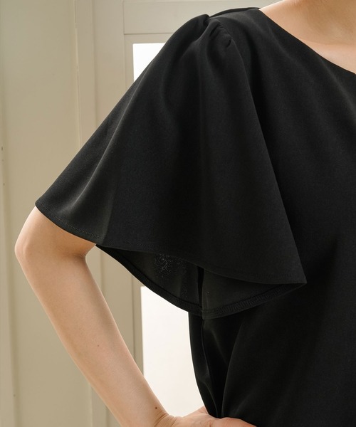 【接触冷感】フロントパールフレアブラウス