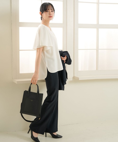 【接触冷感】フロントパールフレアブラウス