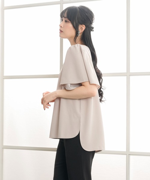 Newlyme(ニューリーミー)の「【接触冷感】フロントパールフレアブラウス(シャツ/ブラウス・レディース・ブラック/グレー/ホワイト/ベビーピンク/ネイビー・X-LARGE/XX-LARGE/MEDIUM/LARGE)」の13枚目の写真