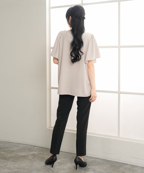 Newlyme(ニューリーミー)の「【接触冷感】フロントパールフレアブラウス(シャツ/ブラウス・レディース・ブラック/グレー/ホワイト/ベビーピンク/ネイビー・X-LARGE/XX-LARGE/MEDIUM/LARGE)」の19枚目の写真