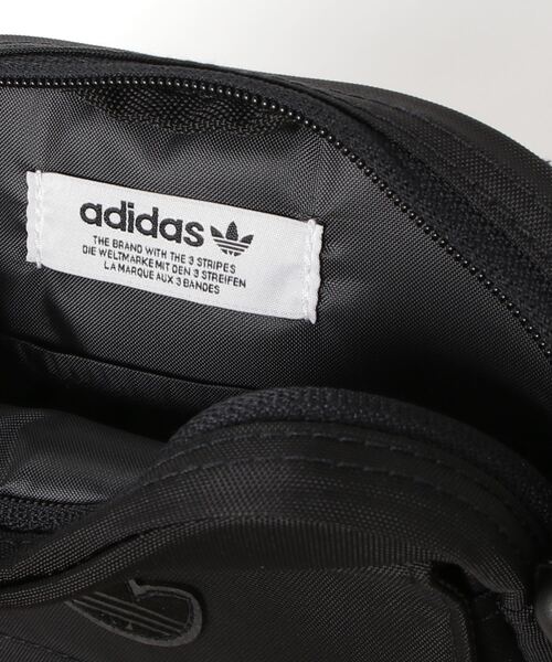 adidas(アディダス)の「プレミアム エッセンシャルズ フェスティバルバッグ / アディダスオリジナルス adidas Originals(ショルダーバッグ・メンズ・ブラック・FREE)」の9枚目の写真
