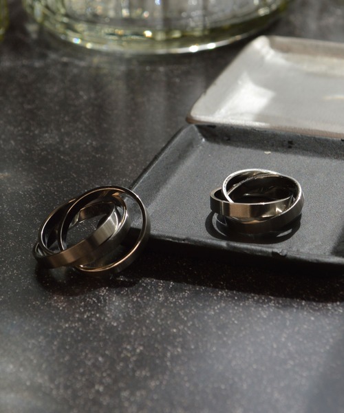BROTHERHOOD(ブラザーフッド)の「【BROTHERHOOD】プレーンフラットトリプルリングv1「サージカルステンレス」(リング・メンズ・シルバー・MEDIUM/LARGE)」の3枚目の写真