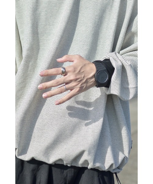 BROTHERHOOD(ブラザーフッド)の「【BROTHERHOOD】プレーンフラットトリプルリングv1「サージカルステンレス」(リング・メンズ・シルバー・MEDIUM/LARGE)」の4枚目の写真