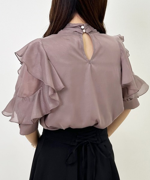 INGNI（イング）の「袖フリルラメシアー5分袖／ブラウス（シャツ/ブラウス・レディース・グレー系その他/オフホワイト/ピンク/サックスブルー・M）」の14枚目の写真